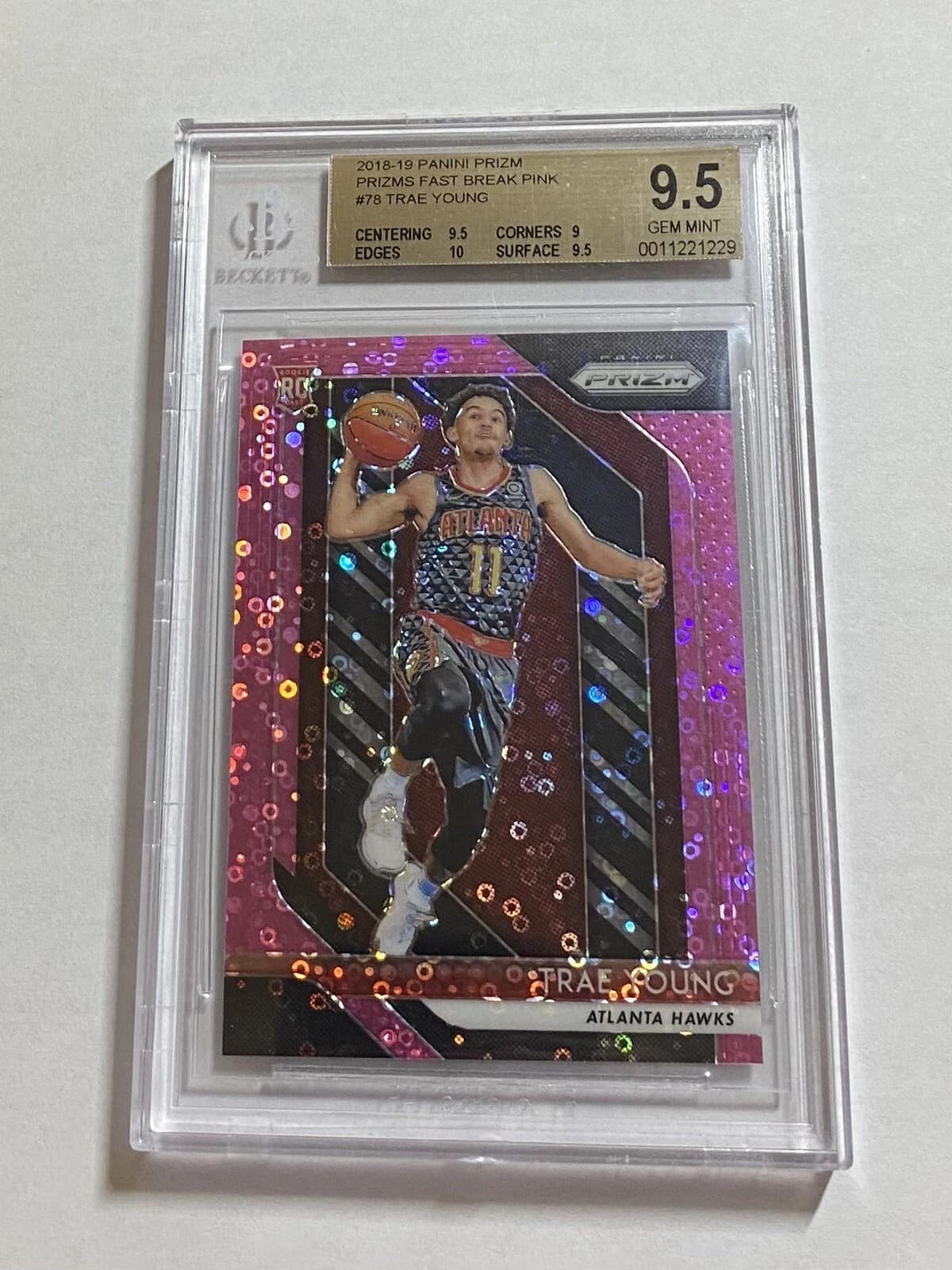 Trae Young 2018-19 Panini Prizm Fast Break Pink /50 #78 example