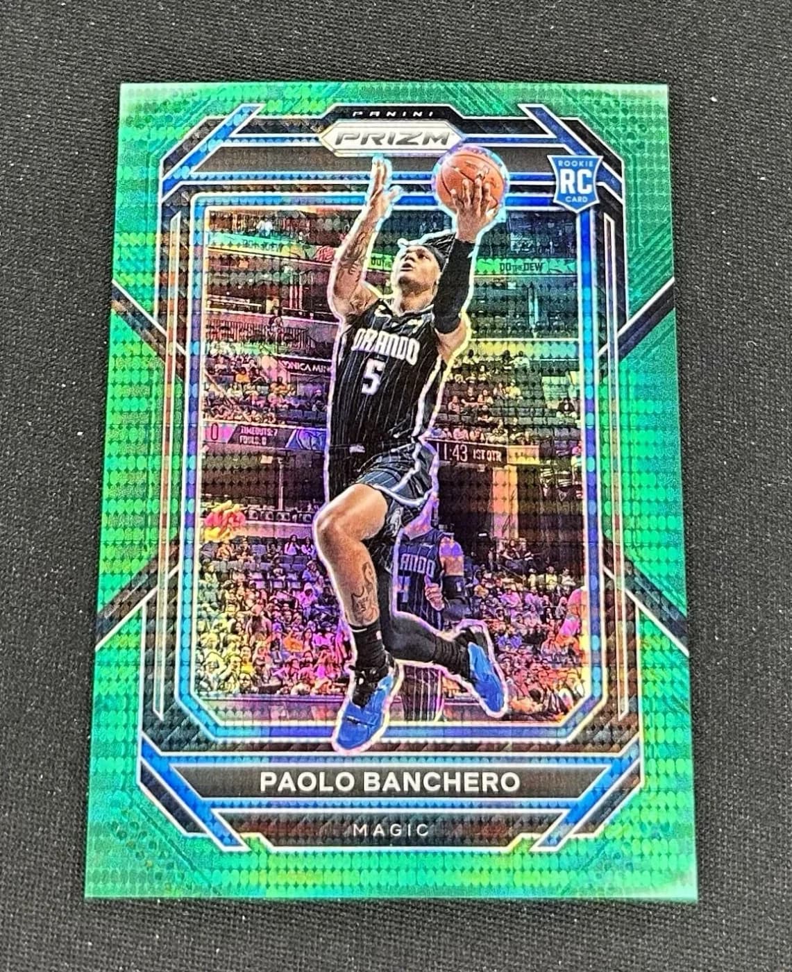 2022-23 Panini Prizm Green Pulsar /25 Paolo Banchero #249 example