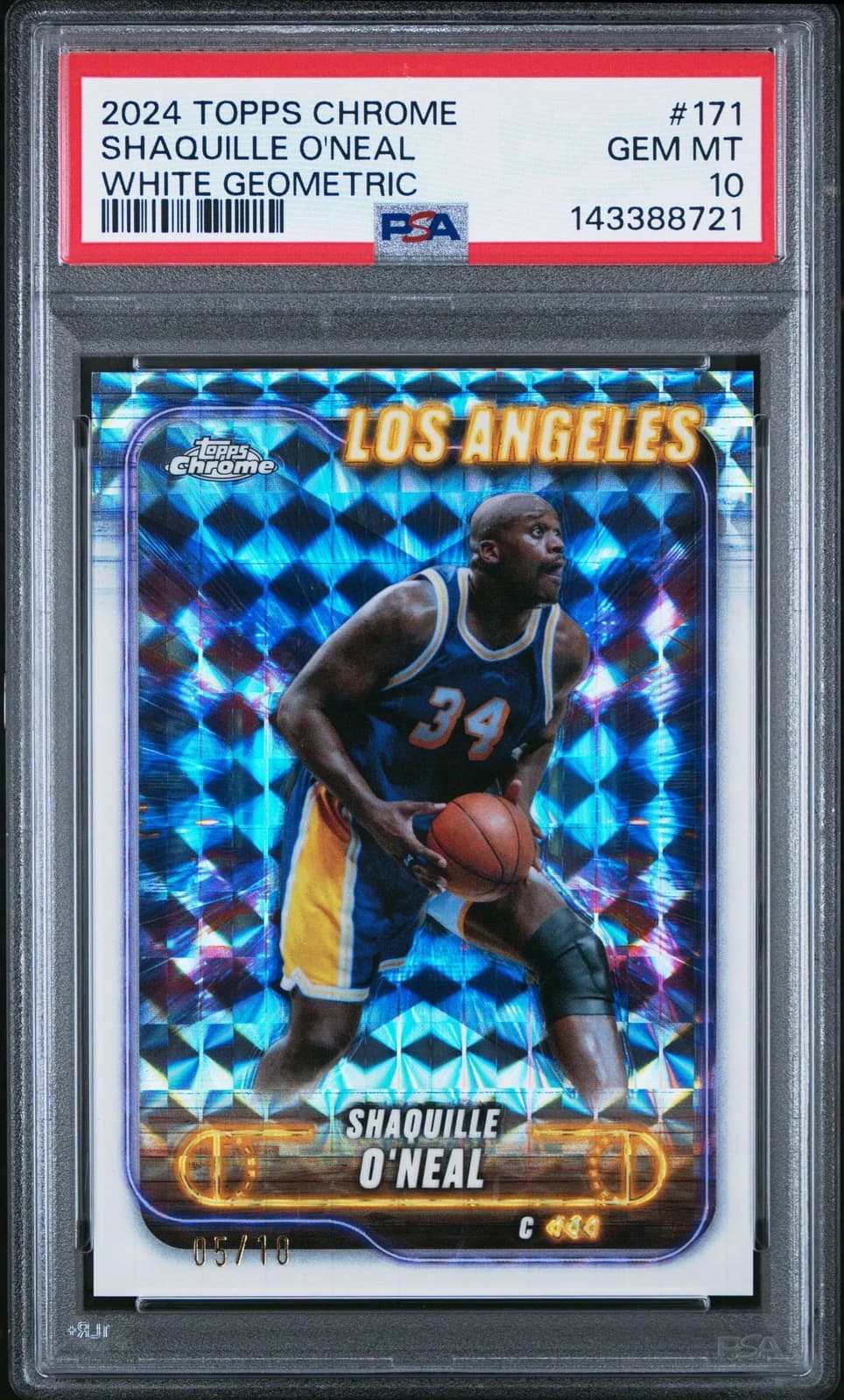 2024-25 Topps Chrome White Geometric Refractor /10 exact example