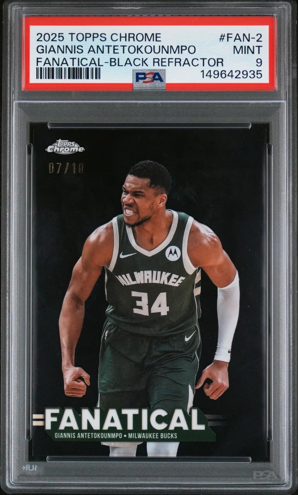 2025-26 Topps Chrome Fanatical Black Refractor Giannis Antetokounmpo #FAN-2 exact clean example scan