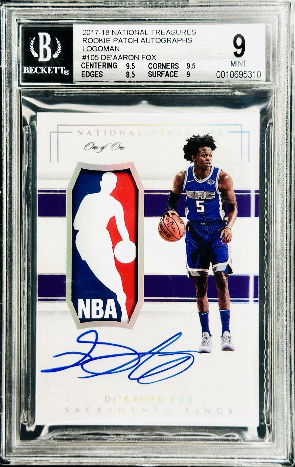 De'Aaron Fox 2017-18 National Treasures De'Aaron Fox LOGOMAN 1/1 Rookie Patch Auto #105 BGS 9 true-scarcity centerpiece representative basketball card