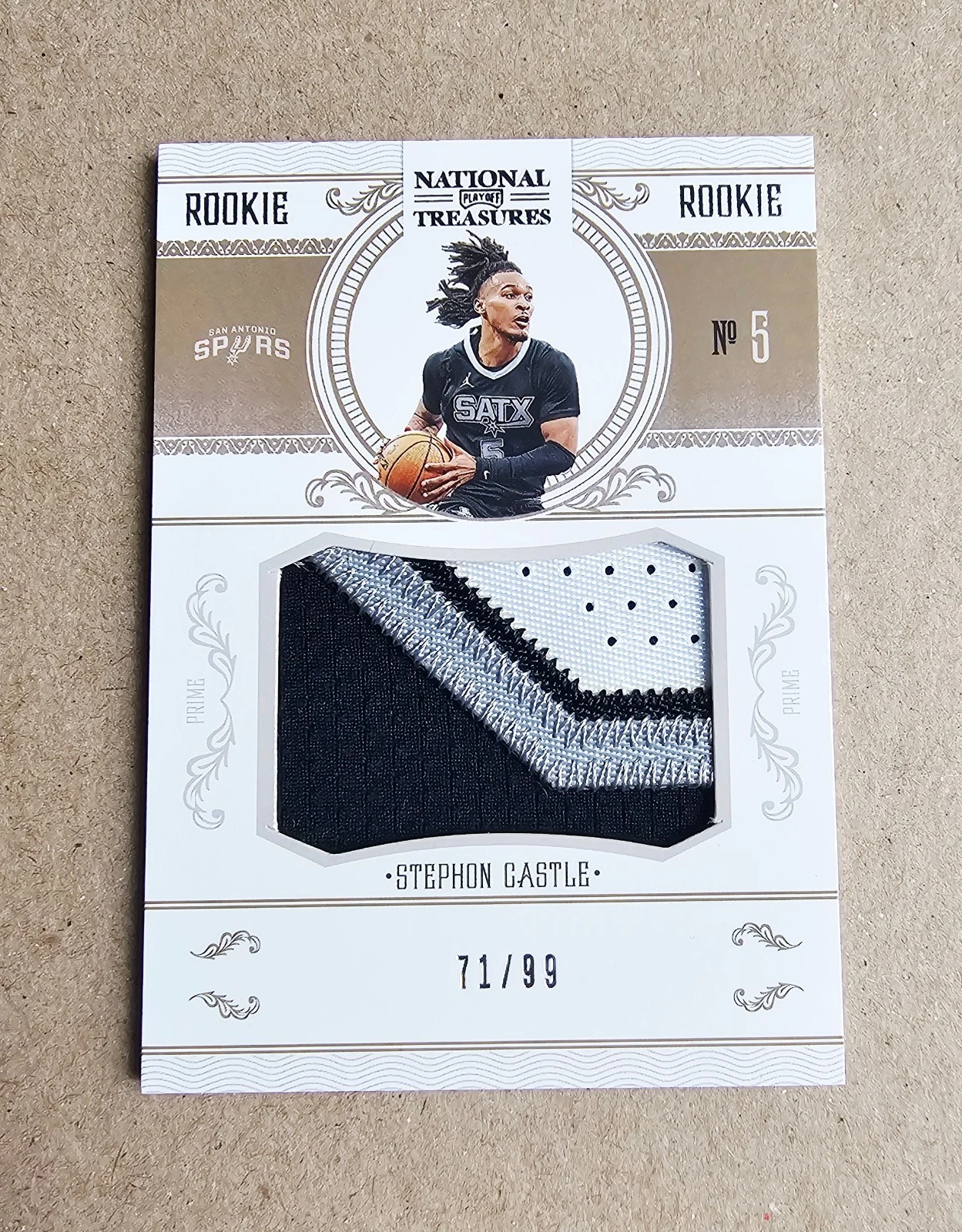 2024-25 National Treasures 2010 Throwback Stephon Castle Rookie Patch Autograph /99 basketball card
